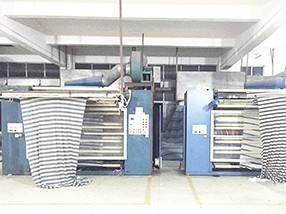 針織布抓毛磨毛車間